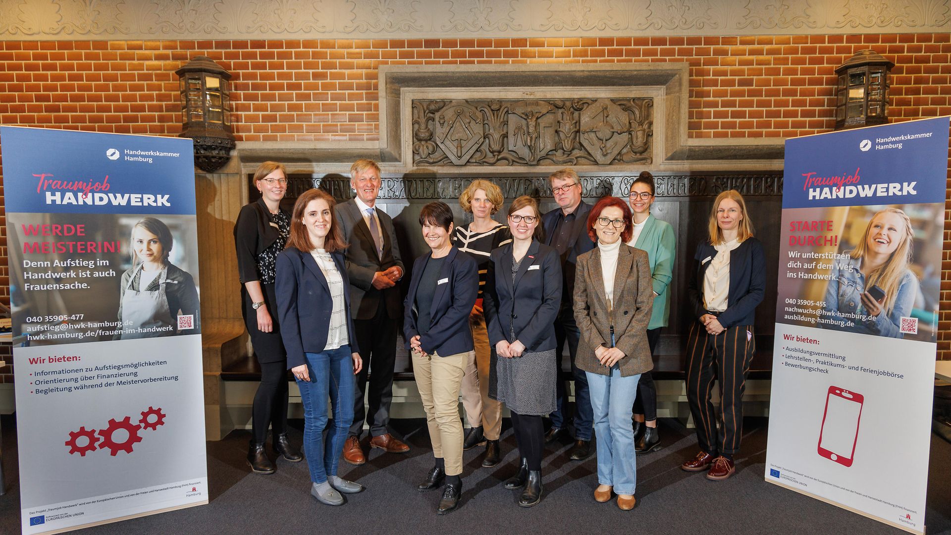 Vertreterinnen und Vertreter der Europäische Kommission und der Sozialbehörde zu Besuch in der Handwerkskammer Hamburg.
